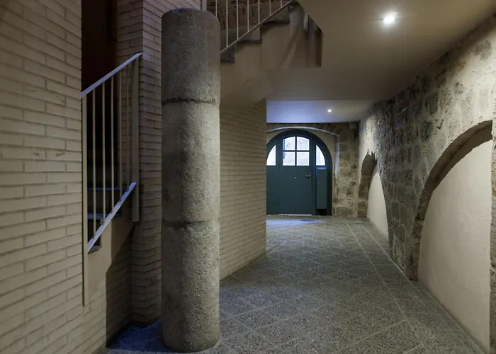 Flateli Portal Barca 15 *